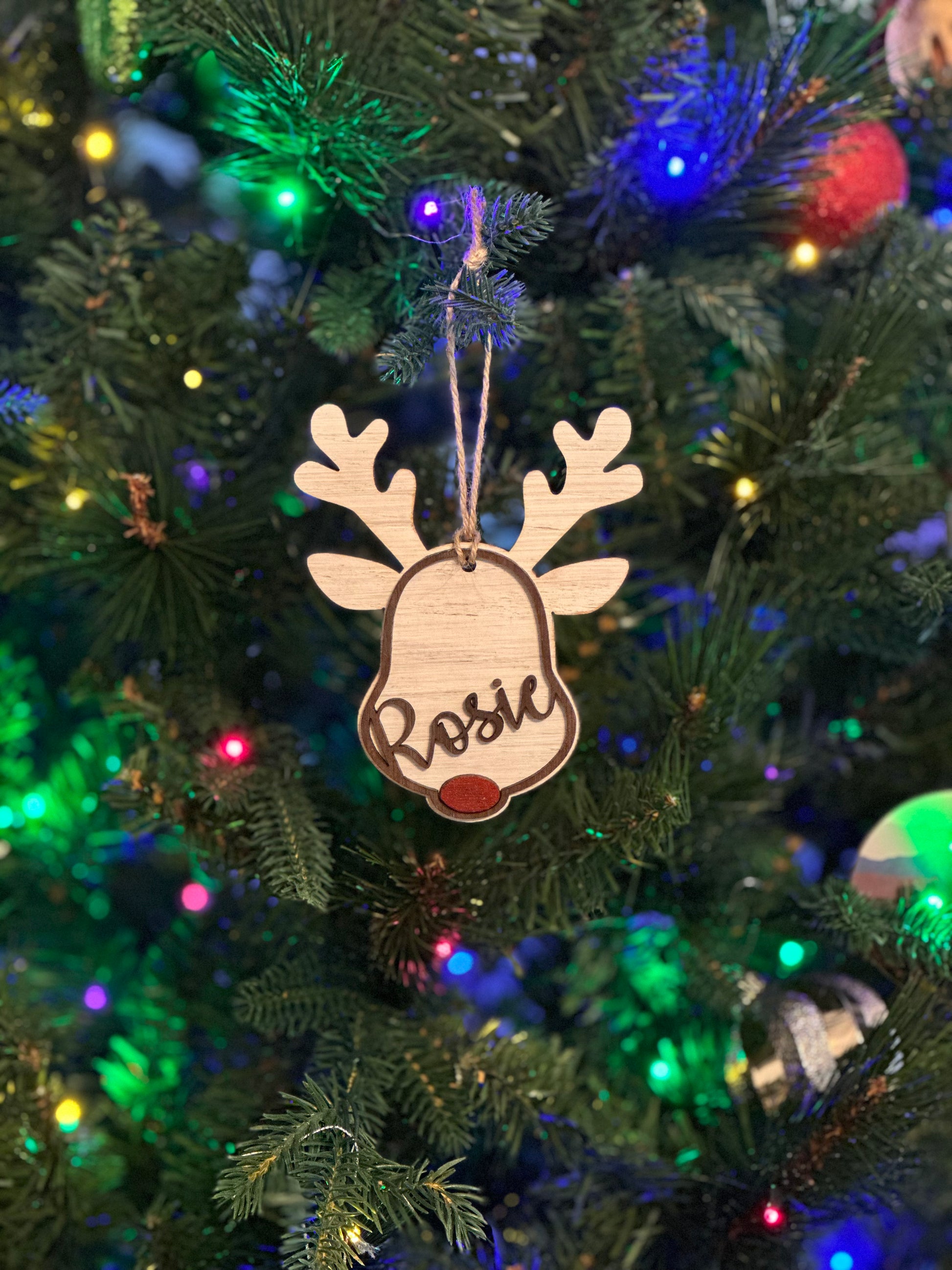 Celebrate your loved ones and cherished friends with this personalized Reindeer ornament. This adorable ornament is available for personalization with no extra cost.  After you check out, visit our Custom Order Page to fill out what personalized name you would like to request on this page. If you do not hear from you within 72 hours, We will contact you to receive your personalization request. 